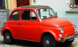 Italian Smallest Car background